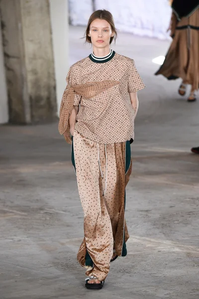 Look 38
